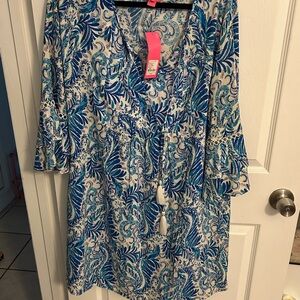 Lilly Pulitzer Blue and White Patterned Tunic